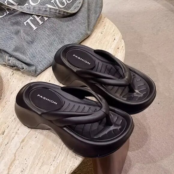 NEW Black Women's Solid Color Flip Flops Casual Wedge Platform Sandal size 5.5-6 - Picture 4 of 11